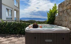 Luxury Spa Apartment Luna
